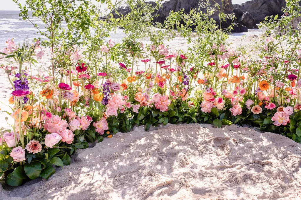 shooting elopement  coloré à la plage- Artemesiaphotographie 