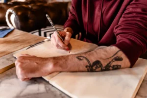 Ké Clero tatoueur et illustrateur à Nantes