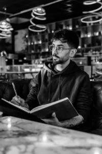 Ké Clero tatoueur et illustrateur à Nantes