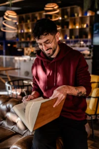 Ké Clero tatoueur et illustrateur à Nantes